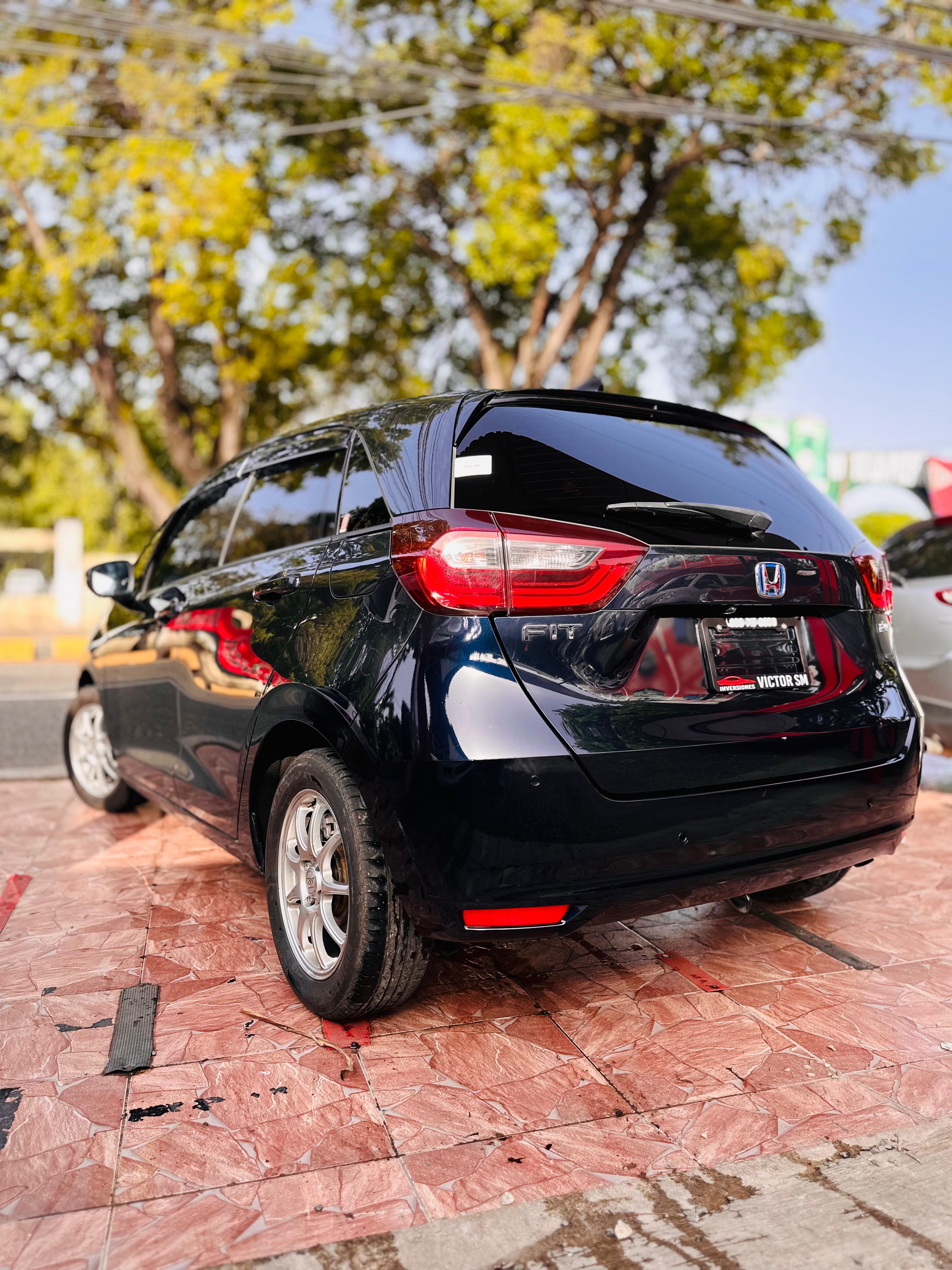 Honda Fit 2021 Hybrid Foto 7281163-2.jpg