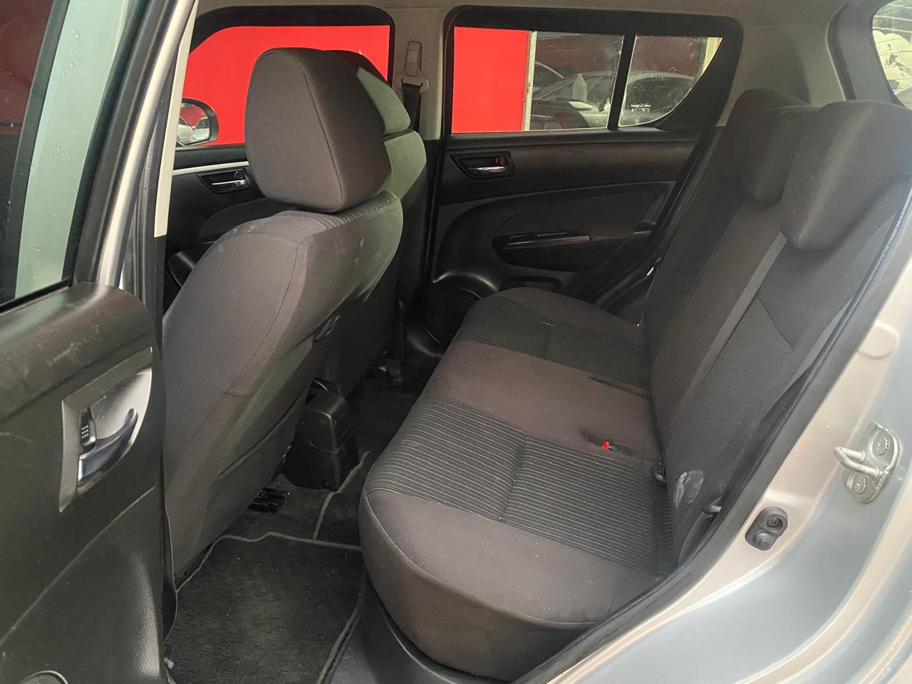  Suzuki Swift 2014 470000.00 Foto 7281220-8.jpg