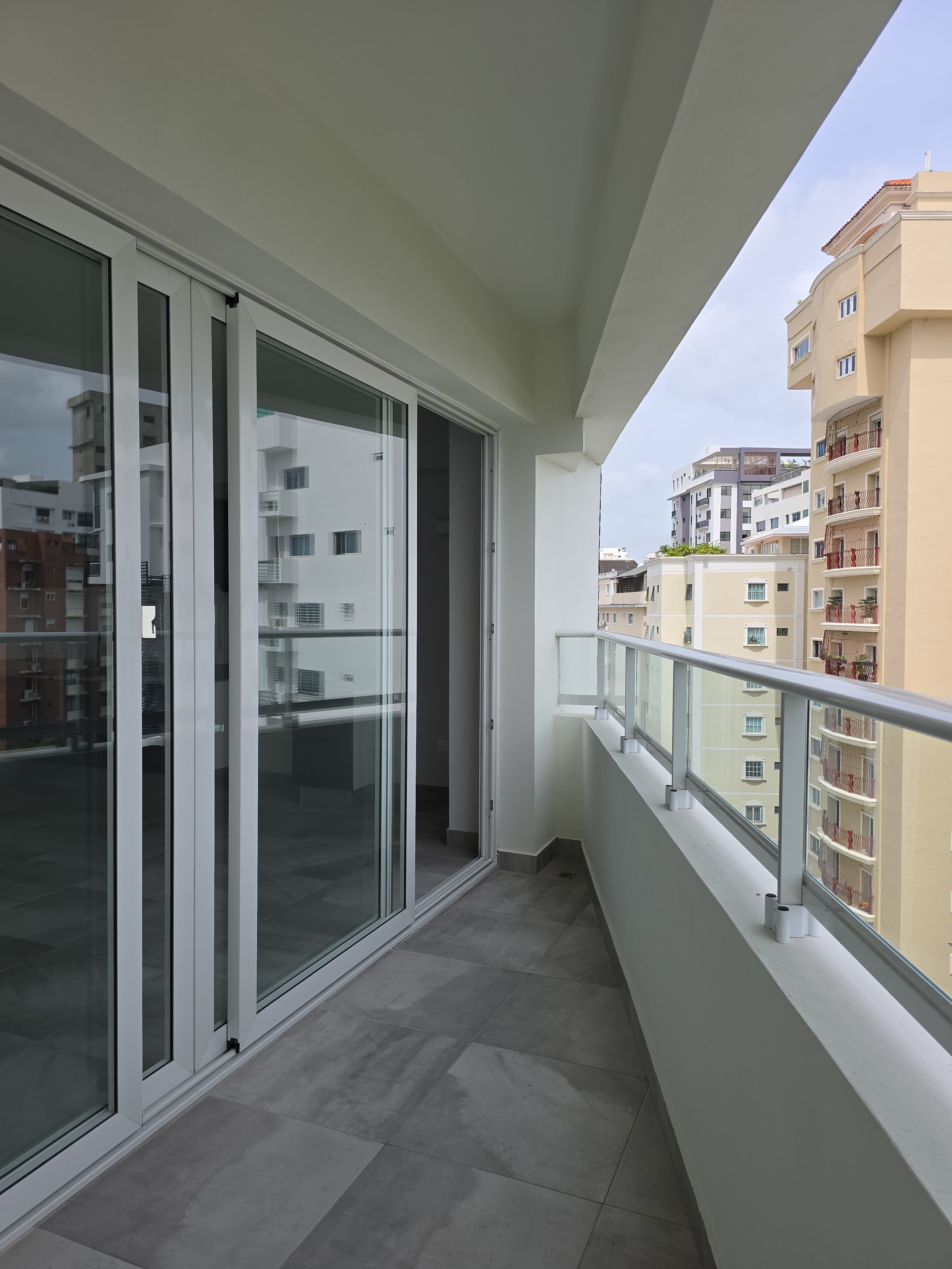 Renta de Apartamento de lujo en el sector Seralles. Foto 7281235-13.jpg