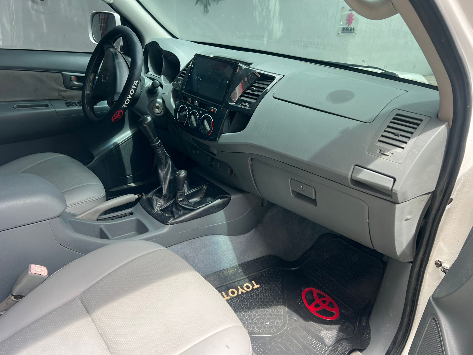 toyota hilux  2008 Foto 7281258-2.jpg