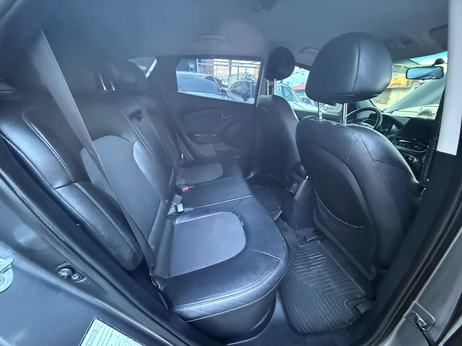 HYUNDAI TUCSON SE 2015 GRIS  Foto 7281329-11.jpg