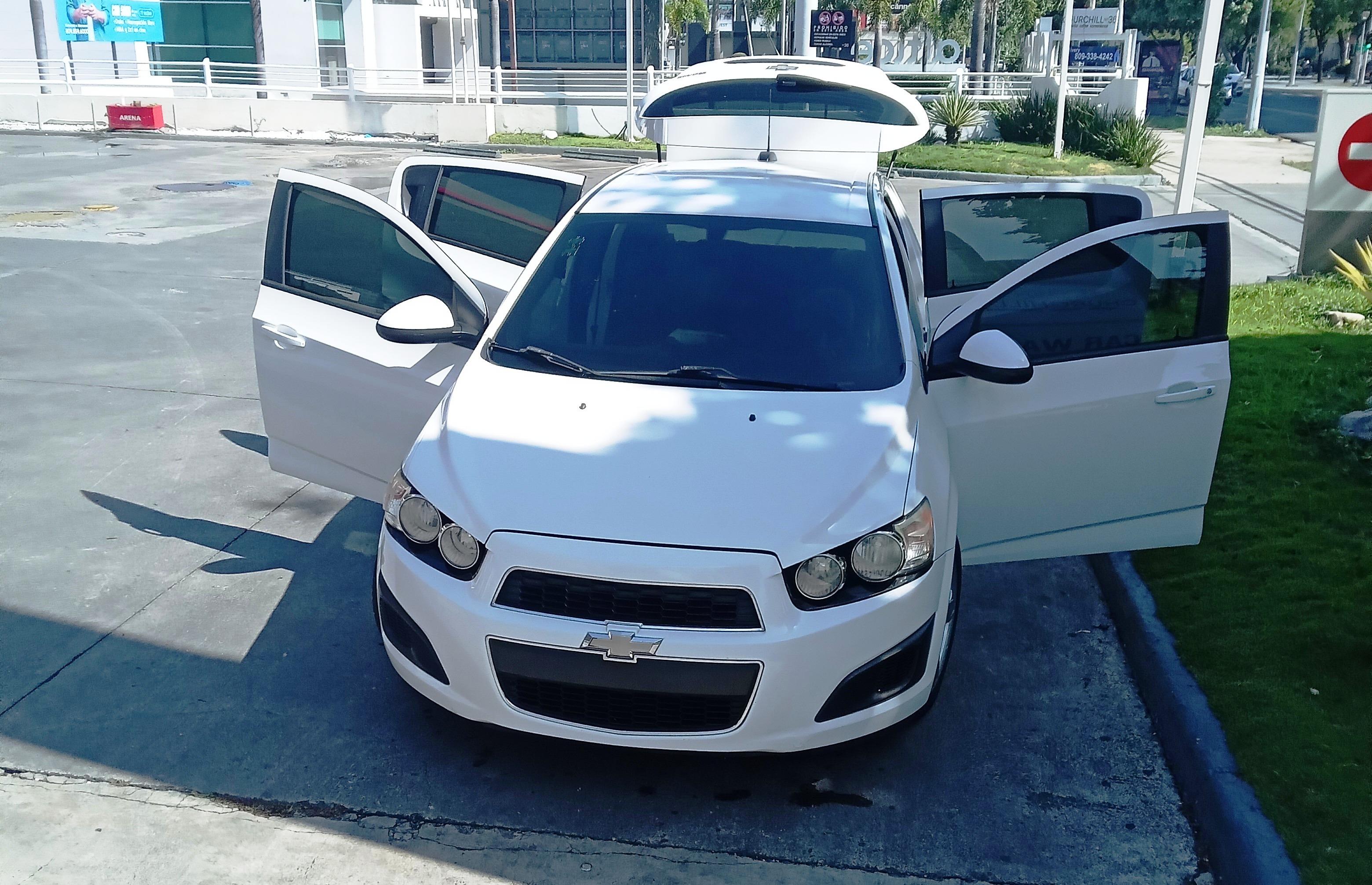 Chevy Sonic LS Hatchback 2015 Manual  Foto 7281353-7.jpg