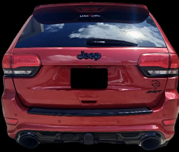Se vende cherokee overland modificada a SRT 2020 mofleria y todod los  Foto 7281481-2.jpg