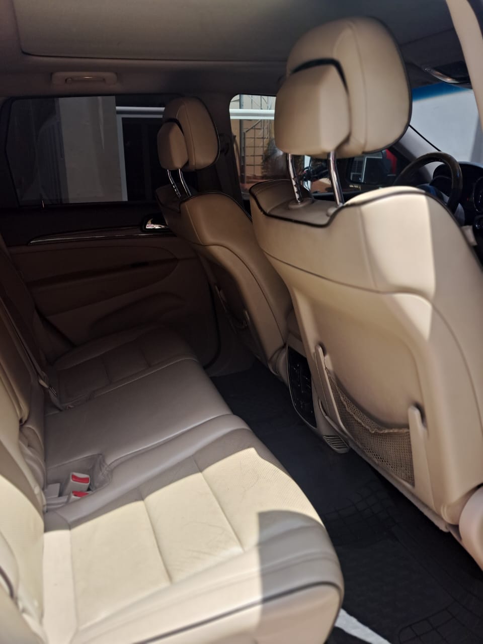 Se vende cherokee overland modificada a SRT 2020 mofleria y todod los  Foto 7281481-8.jpg
