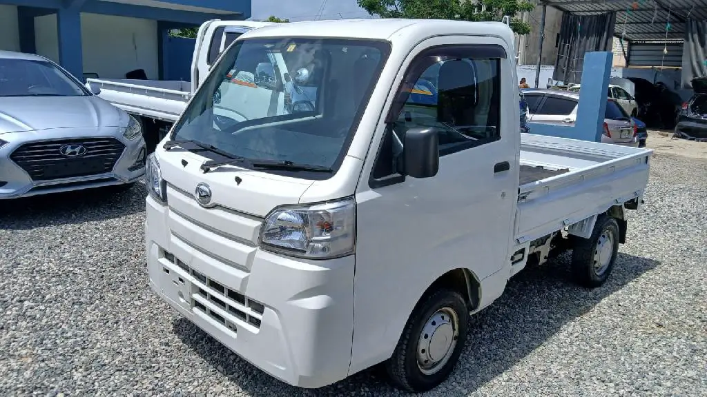VENDO DAIHATSU HIJET 2019 PLATANERA INICIAL 150000 FINANCIEMIENTO DISP Foto 7281490-1.jpg