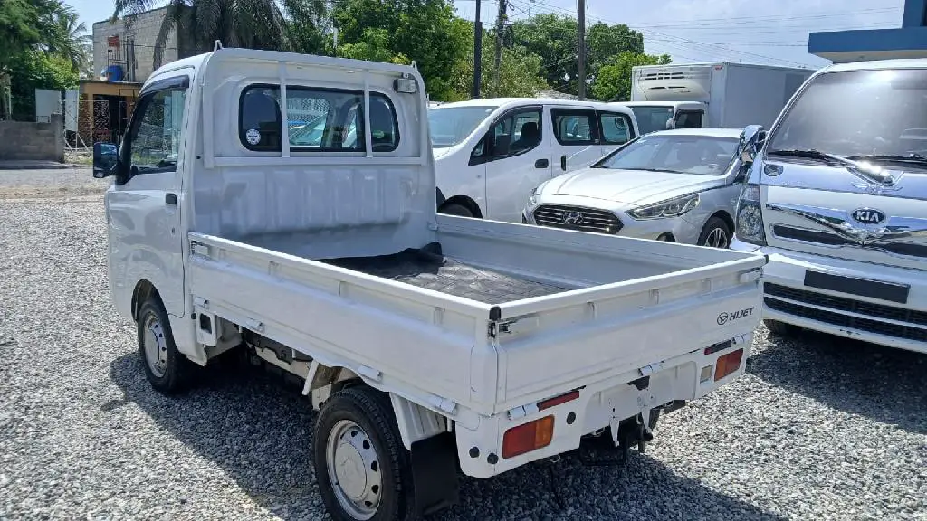VENDO DAIHATSU HIJET 2019 PLATANERA INICIAL 150000 FINANCIEMIENTO DISP Foto 7281490-4.jpg