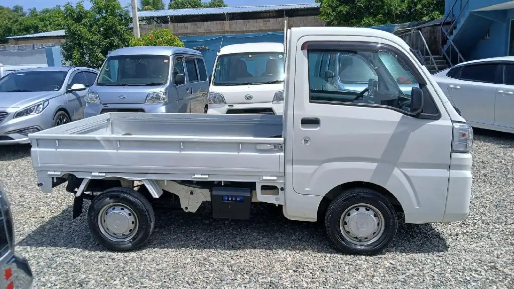 VENDO DAIHATSU HIJET 2019 PLATANERA INICIAL 150000 FINANCIEMIENTO DISP Foto 7281490-7.jpg