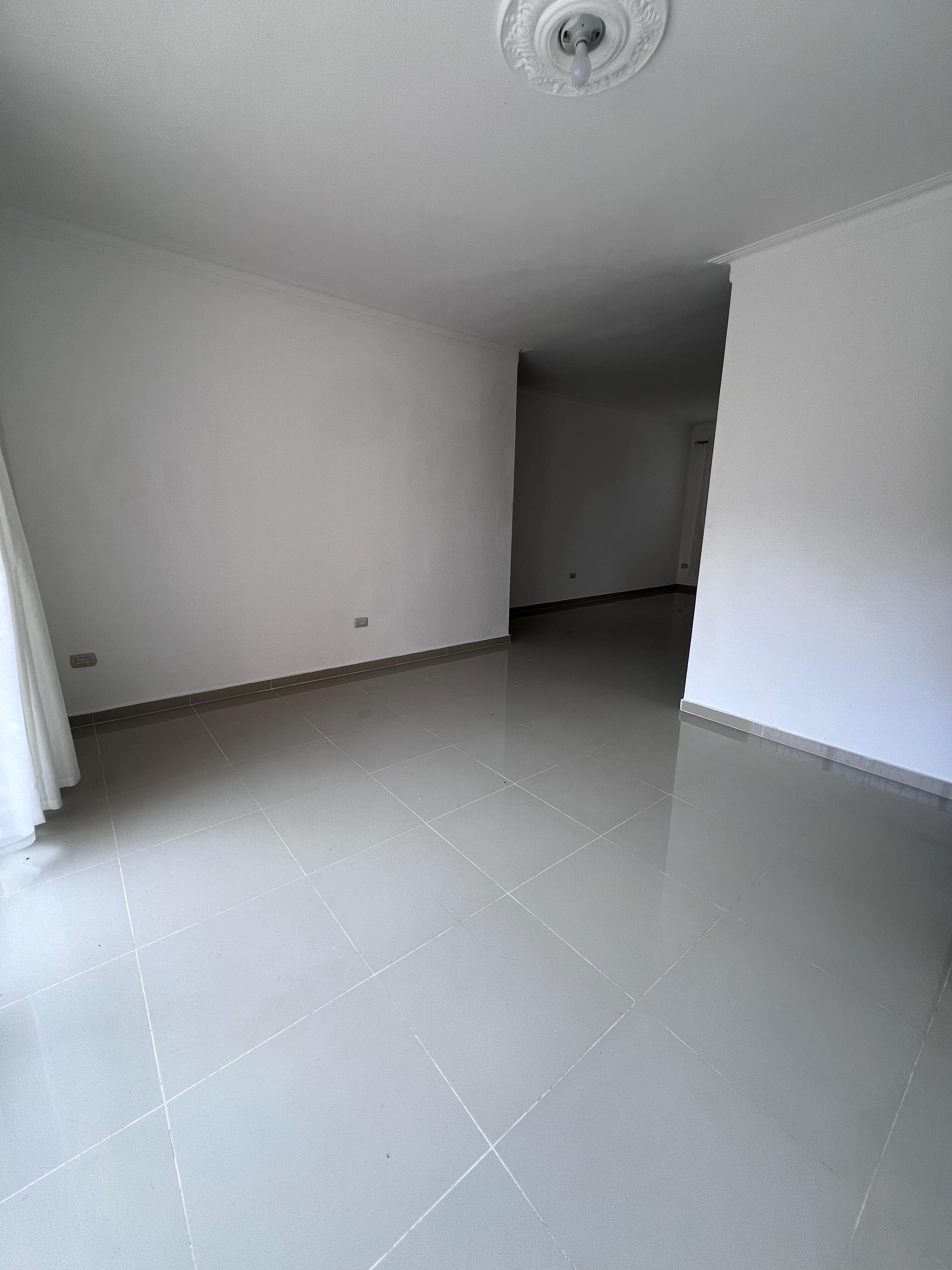 ???? Venta de  apartamento en Segundo Nivel en Cerro Alto – Santiago ? Foto 7281521-4.jpg