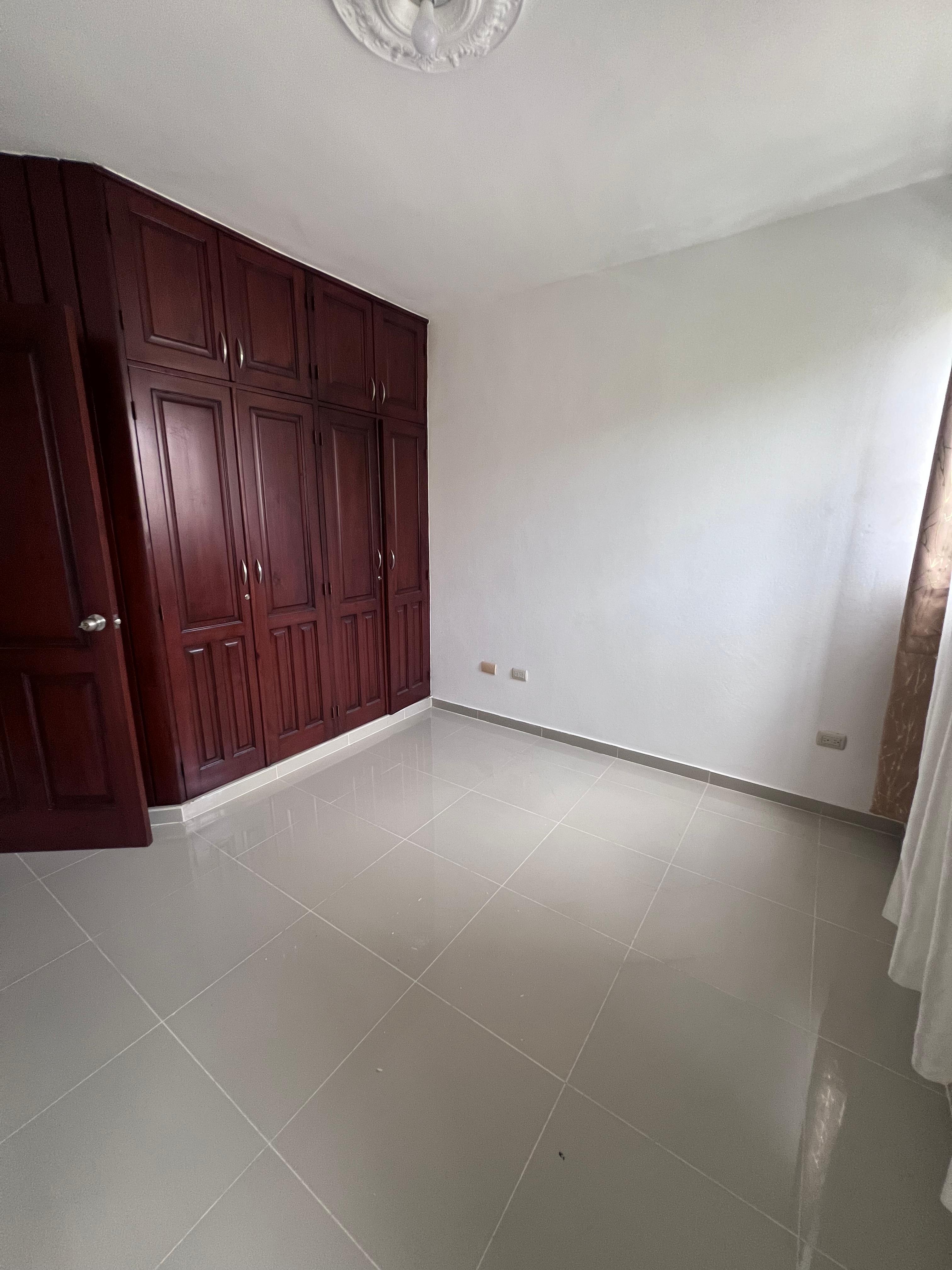 ???? Venta de  apartamento en Segundo Nivel en Cerro Alto – Santiago ? Foto 7281521-6.jpg