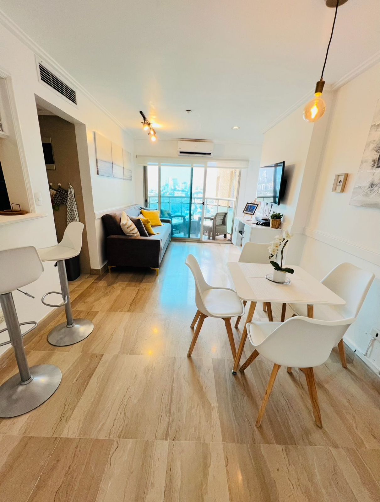 En MALECÓN CENTER Apto en VENTA AMUEBLADO 1 Habitación 1 Baño 2 Parque Foto 7281523-3.jpg