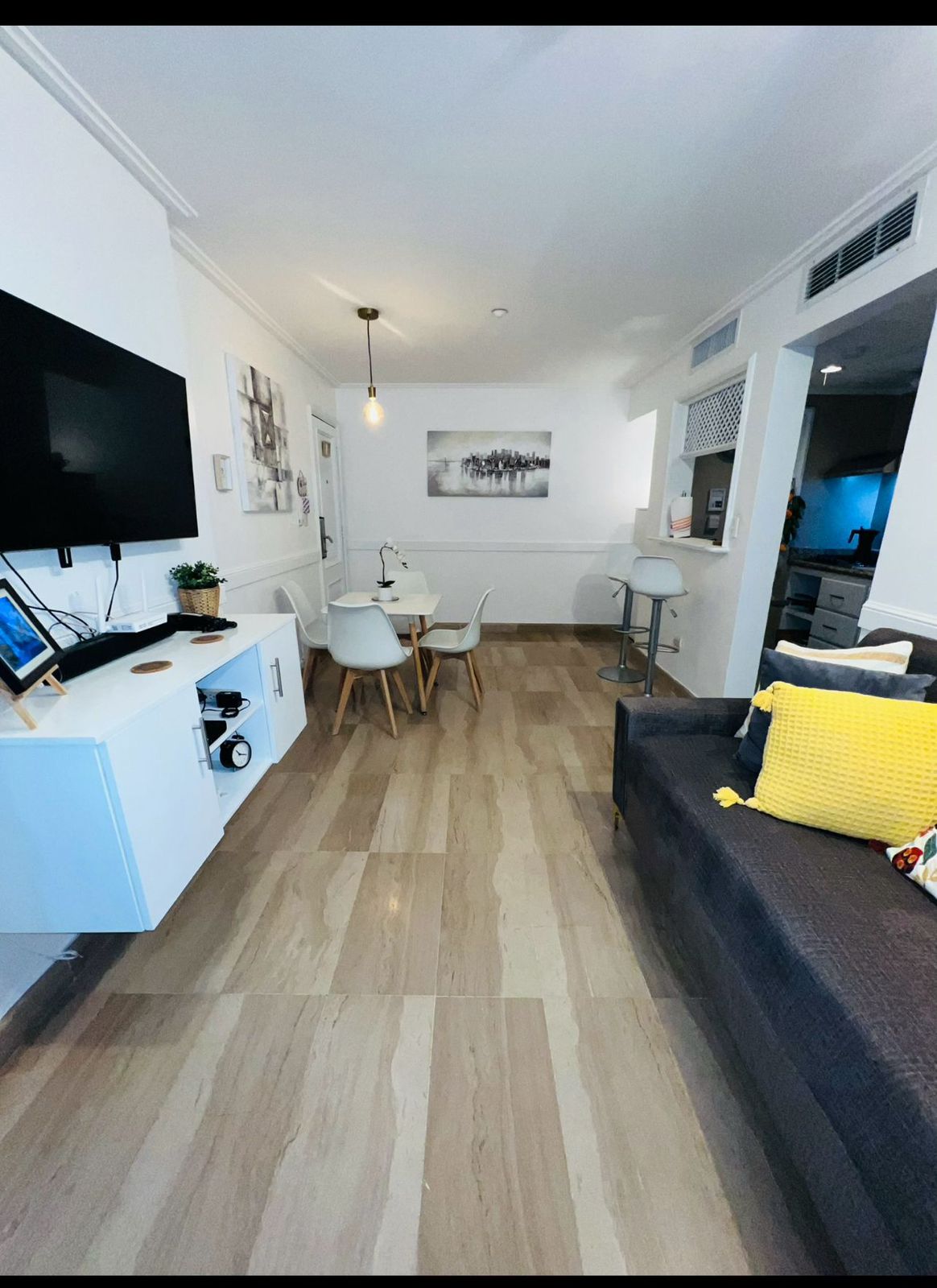 En MALECÓN CENTER Apto en VENTA AMUEBLADO 1 Habitación 1 Baño 2 Parque Foto 7281523-5.jpg