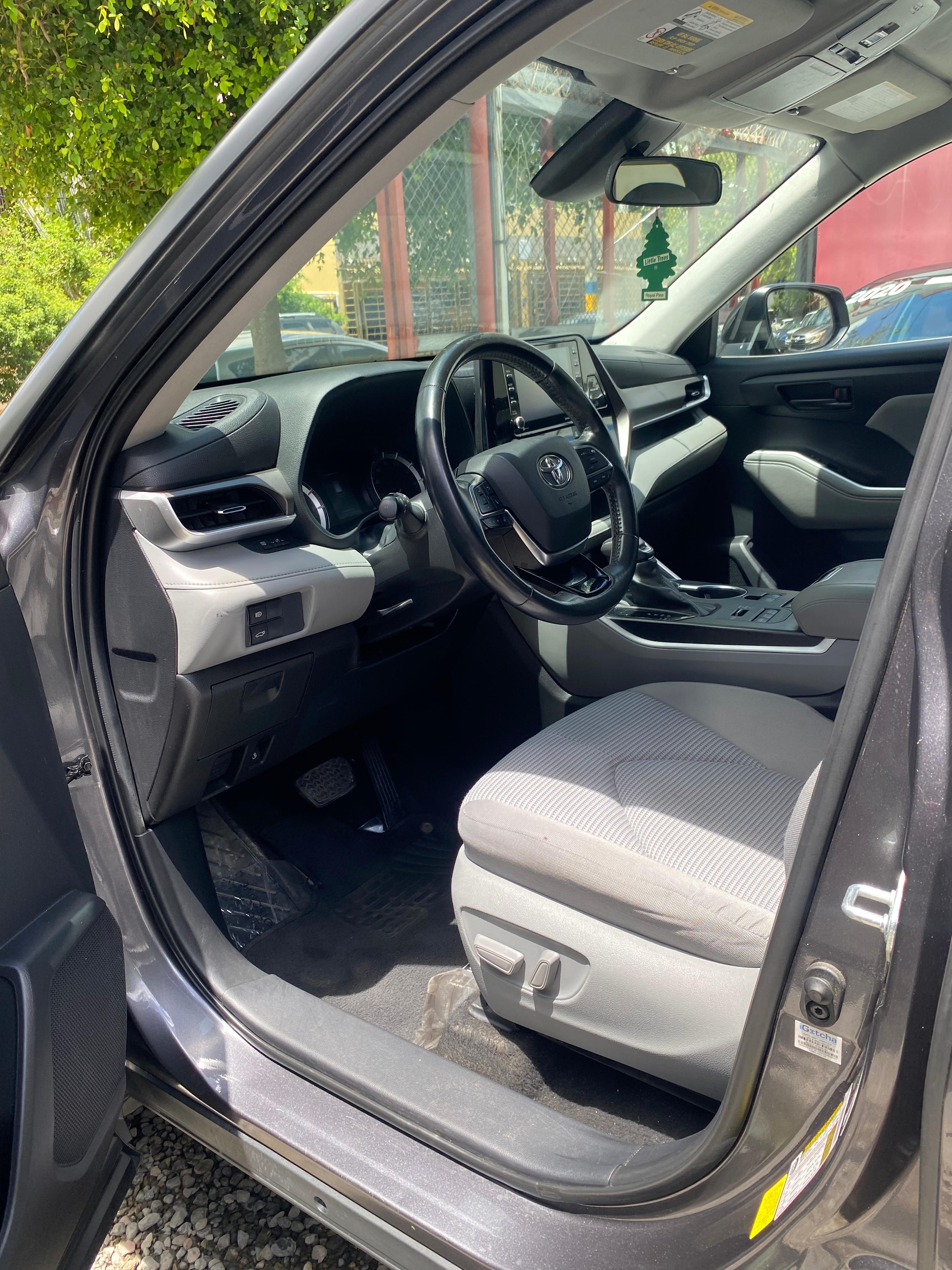 TOYOTA HIGHLANDER LE AWD  2021 Foto 7281567-3.jpg