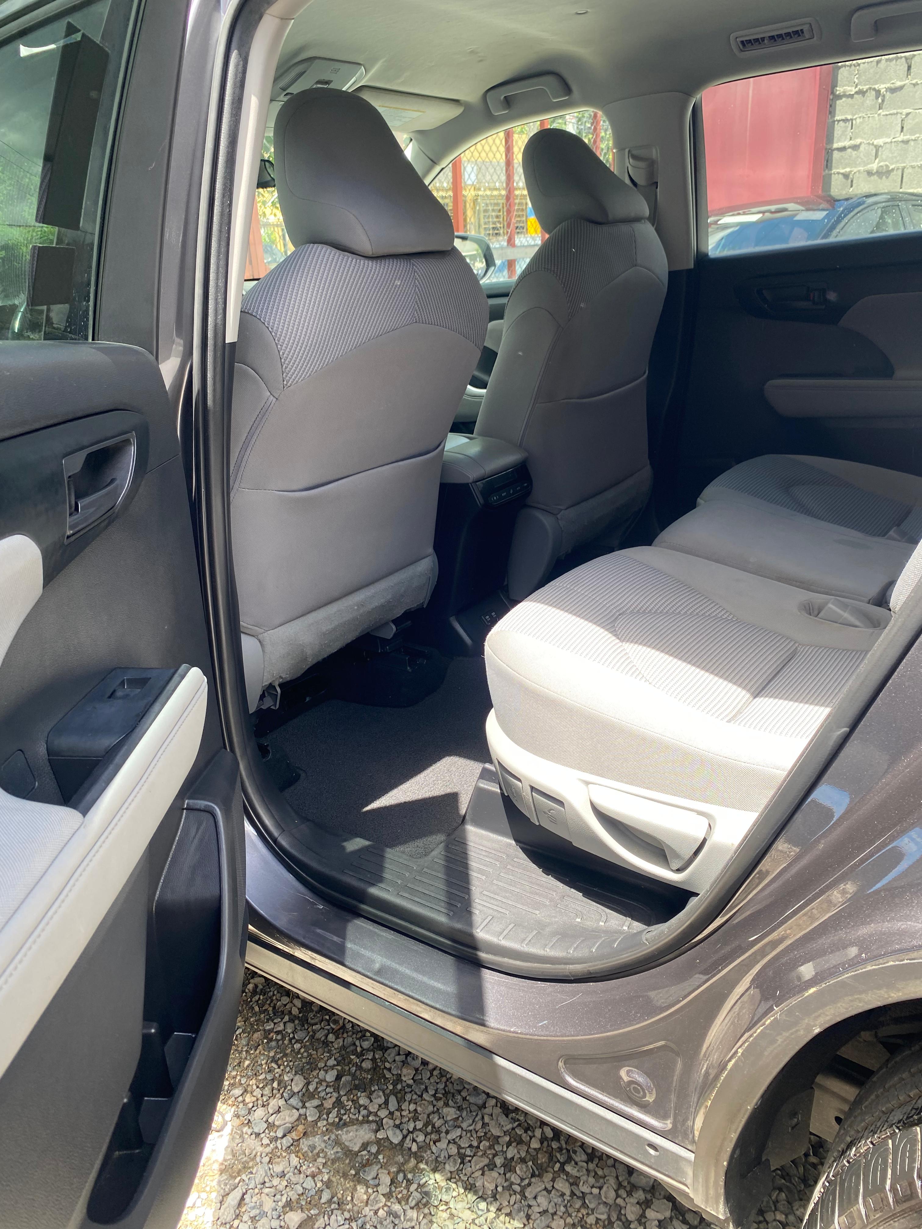TOYOTA HIGHLANDER LE AWD  2021 Foto 7281567-4.jpg