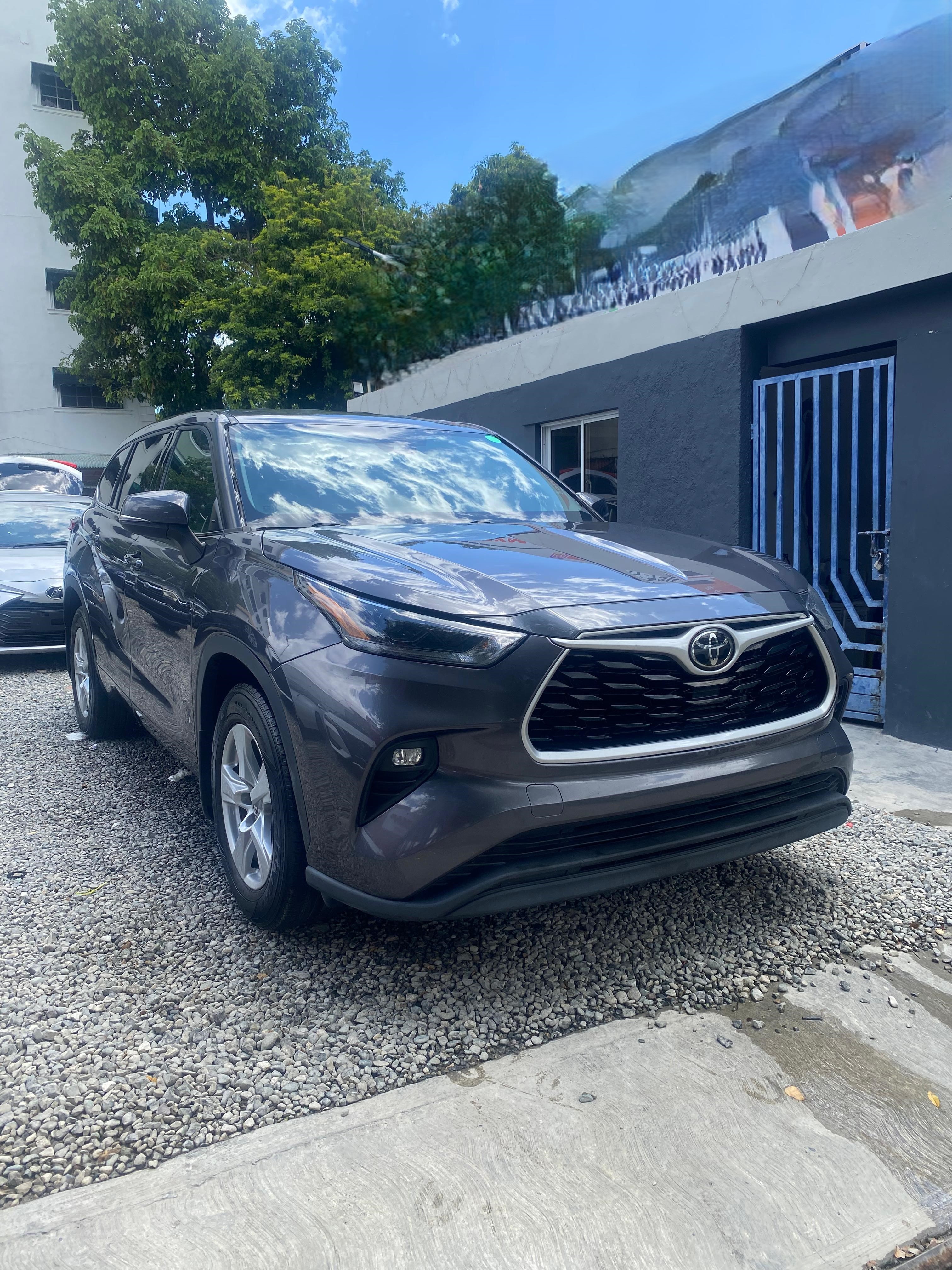 TOYOTA HIGHLANDER LE AWD  2021 Foto 7281567-8.jpg