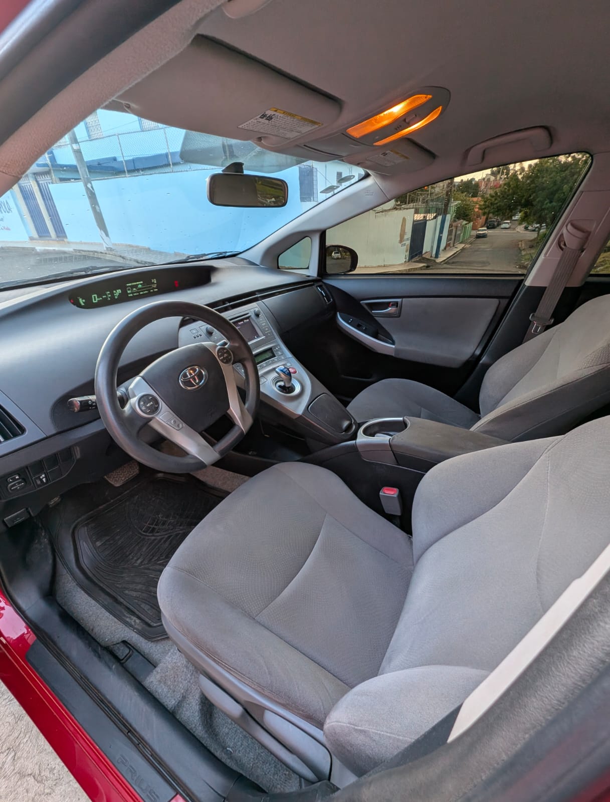 Venta Toyota Prius 2015 Hibrido Foto 7281593-6.jpg