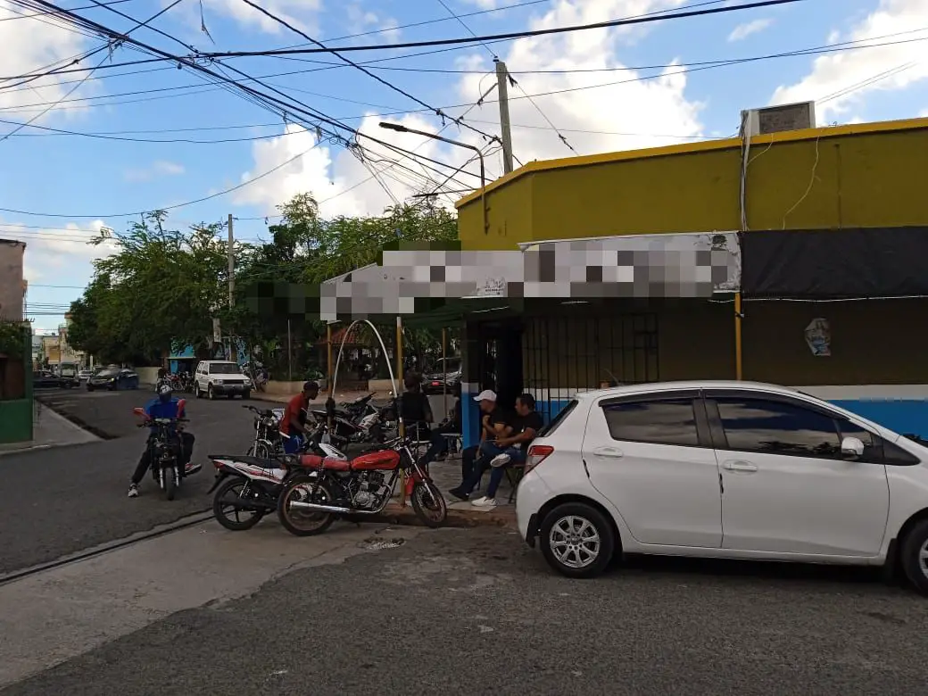 Venta De Súper Local Comercial En La Romana En Él Centro Foto 7281720-3.jpg