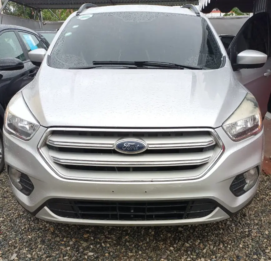 FORD ESCAPE 2018 Foto 7281888-2.jpg