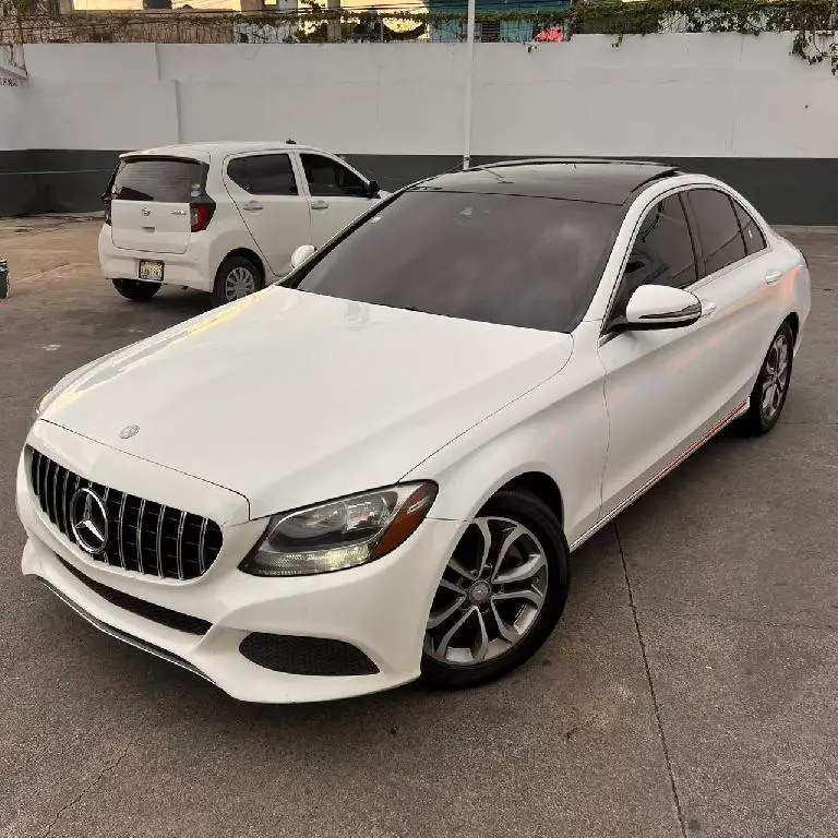 Mercedes Benz C300 Foto 7281975-3.jpg
