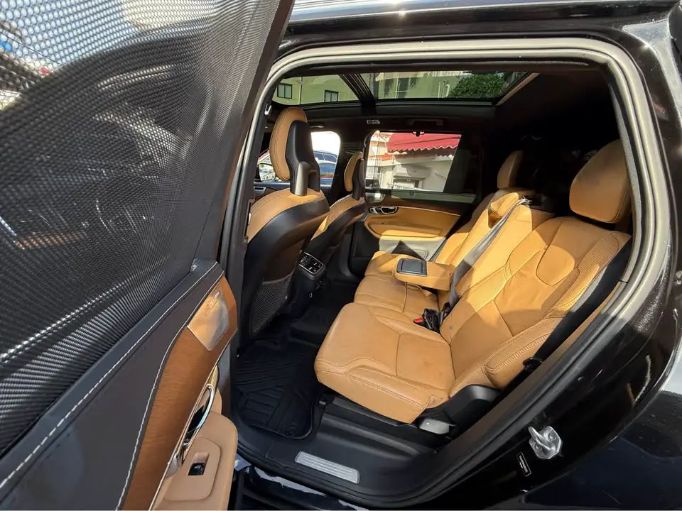 Volvo XC90 2016 T6 Inscription  Foto 7282009-8.jpg