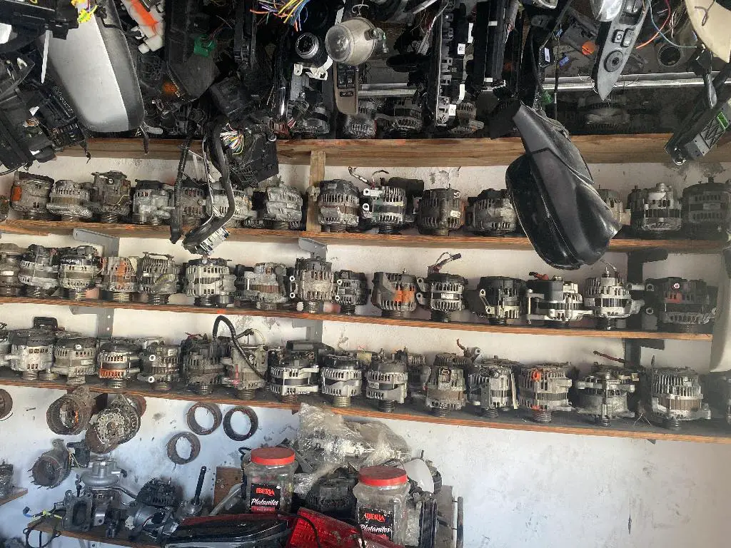 Todo tipo de piezas eléctricas importadas a buen precio  Foto 7282095-1.jpg