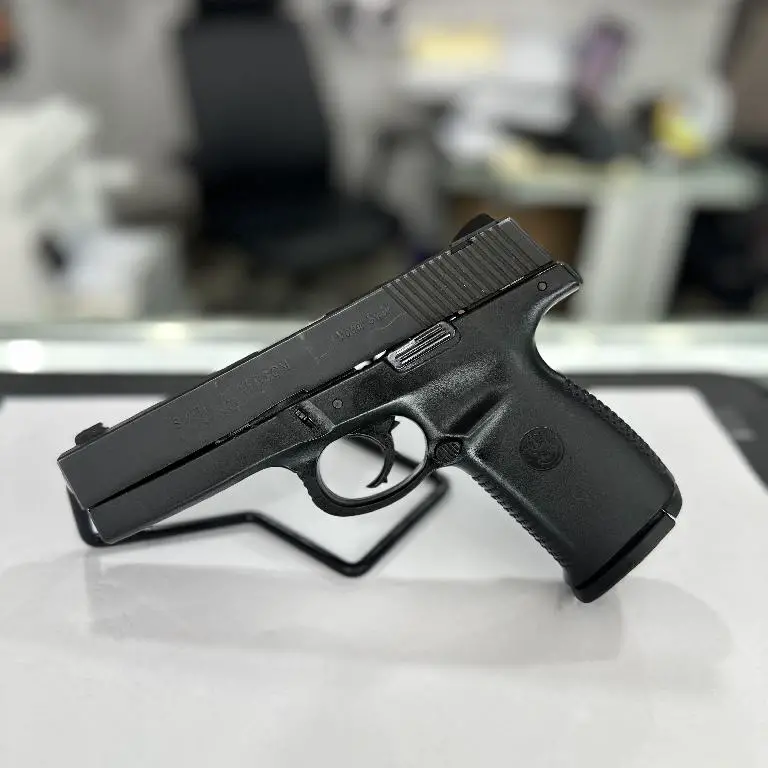 Smith y wesson SW9  Foto 7282110-1.jpg