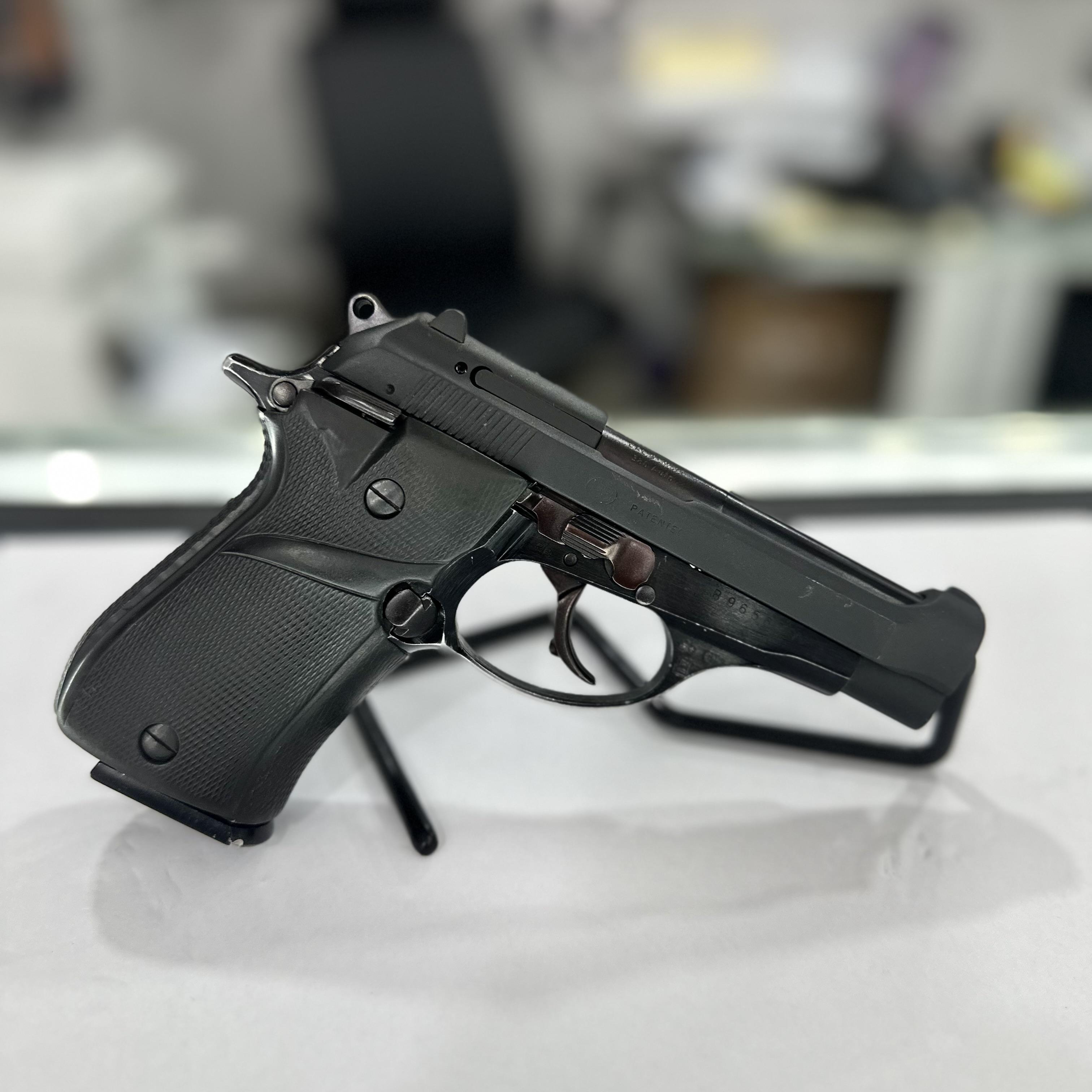 Pietro Beretta compacta  Foto 7282117-2.jpg