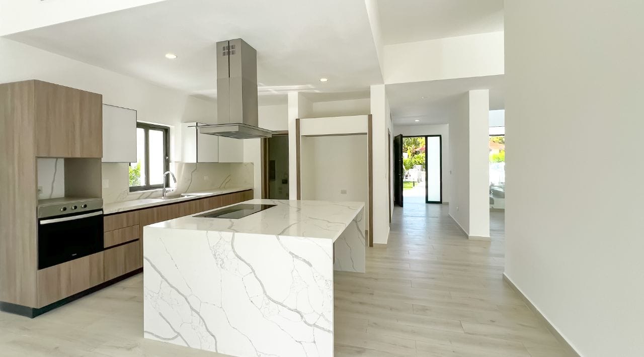 VILLA DE LUJO EN PALMA REAL VILLAS – PUNTA CANA Foto 7282617-7.jpg