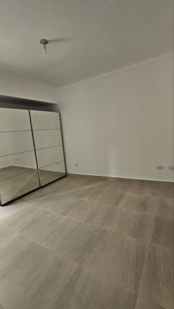 Apartamento en Gazcue ideal para inversión!  Espacioso y bien ubicado  Foto 7282622-14.jpg