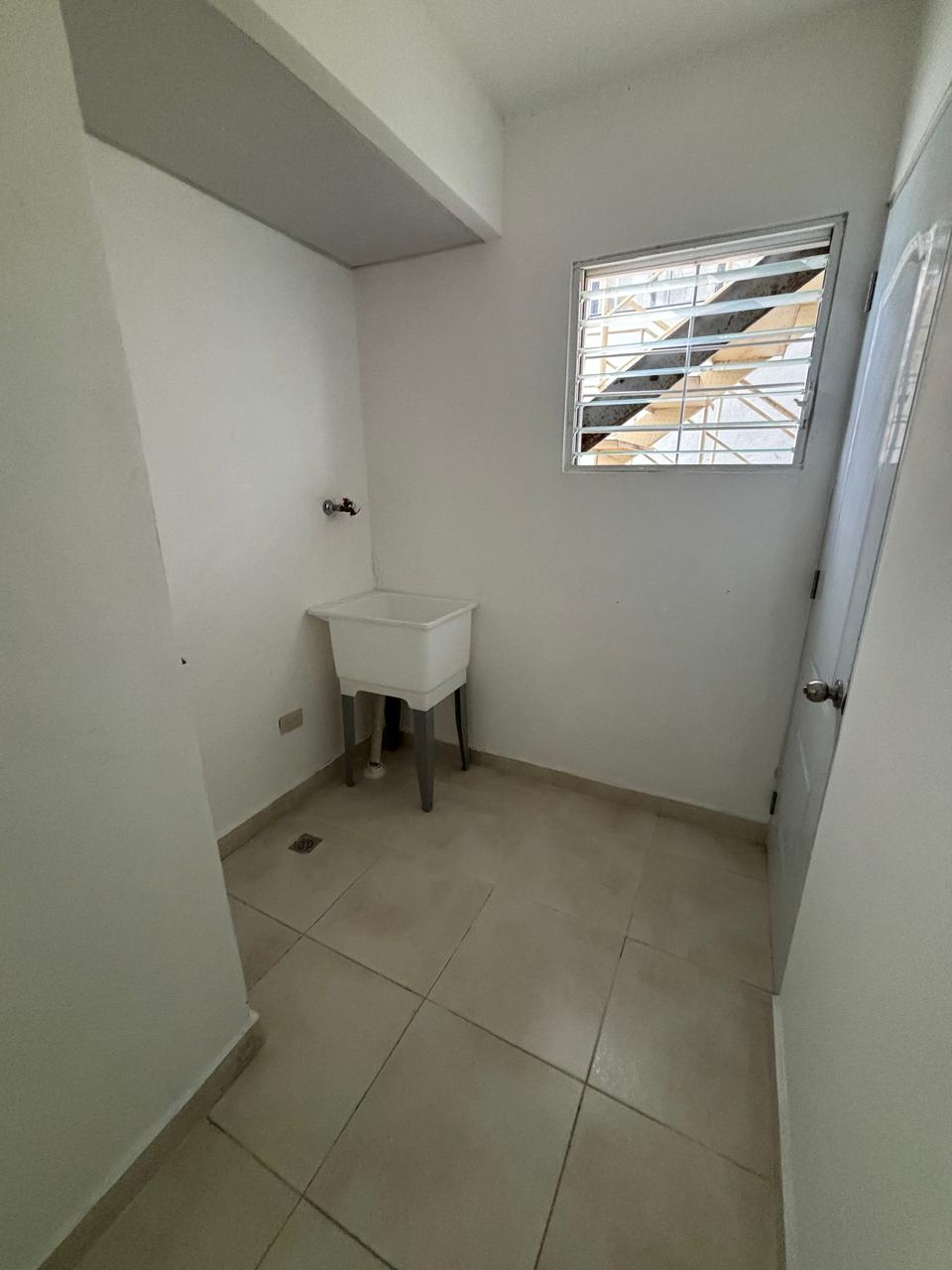 Apartamento nuevo 3h 2b en alquiler en Naco Foto 7282753-11.jpg