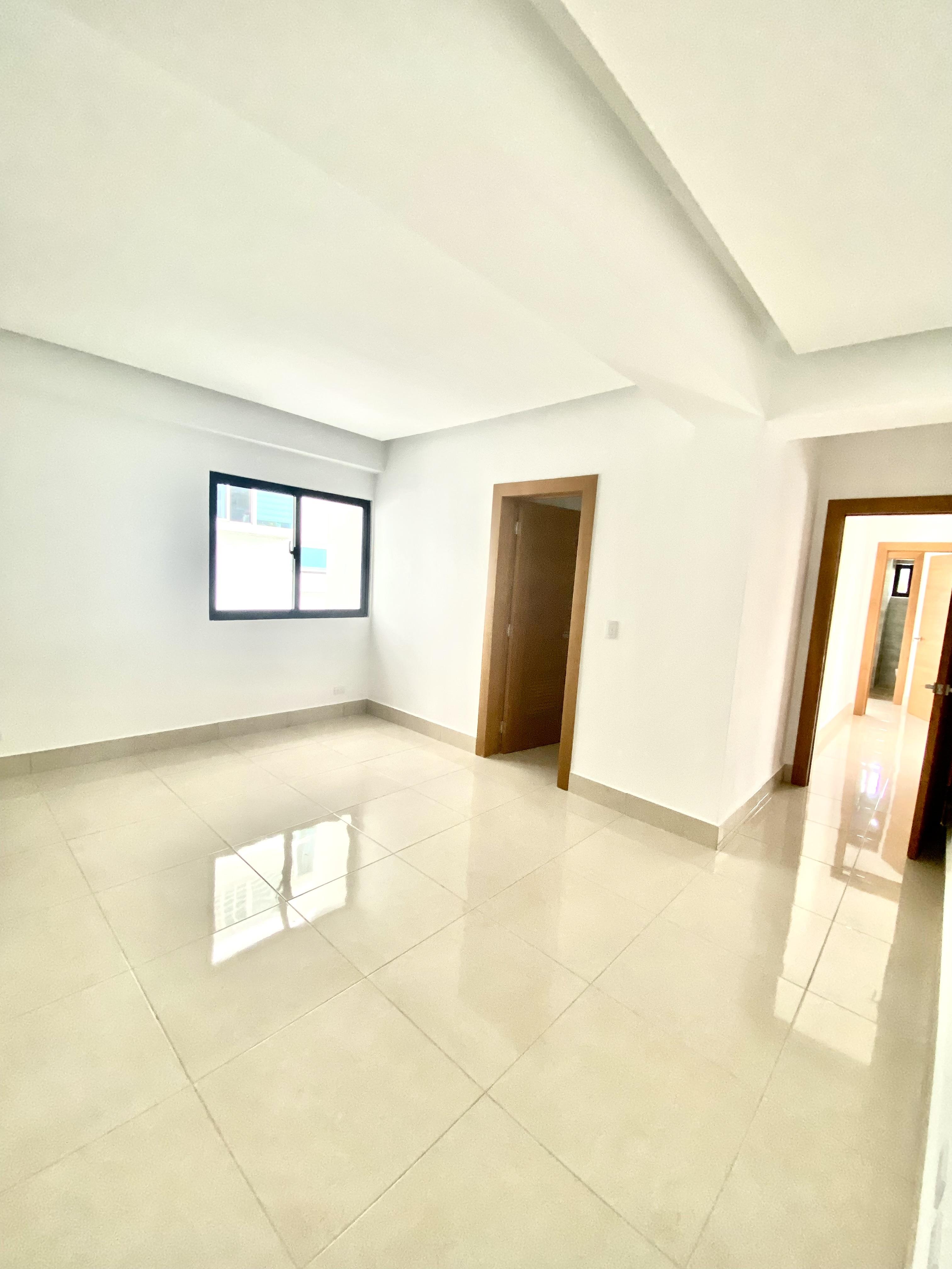 Alquilo apartamento en la urbanización Fernández Santo Domingo  Foto 7283172-7.jpg