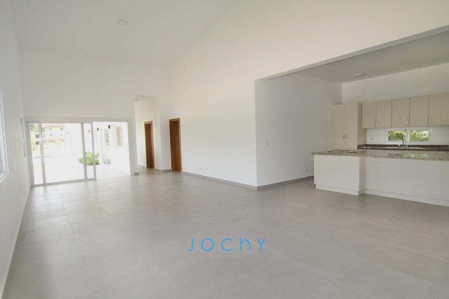 Jochy Real Estate vende villa en La Estancia Golf Resort La Romana R.D Foto 7283194-2.jpg