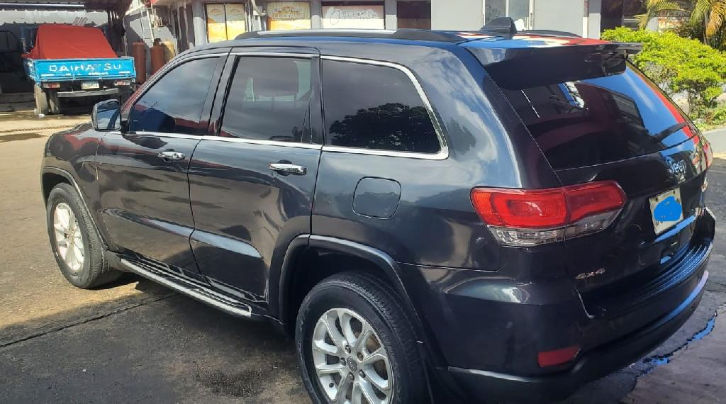 Jeep gran Cherokee Laredo 4X4 Oportunidad  Foto 7283212-7.jpg