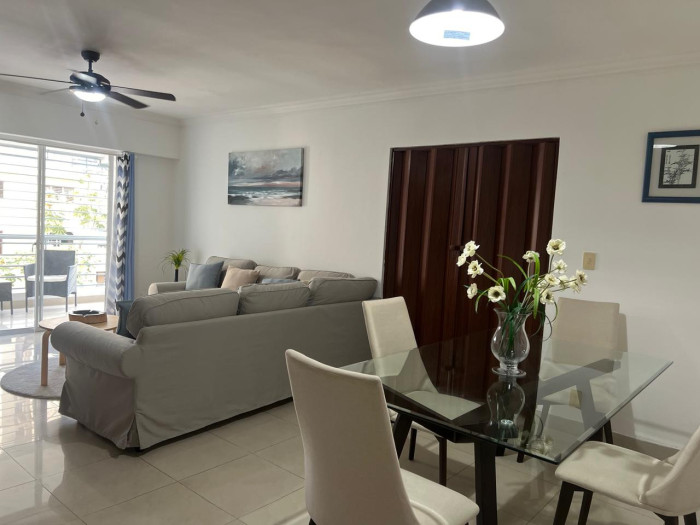 Amplio y Confortable Apartamento Amueblado en Alquiler! Piantini  Foto 7283473-11.jpg