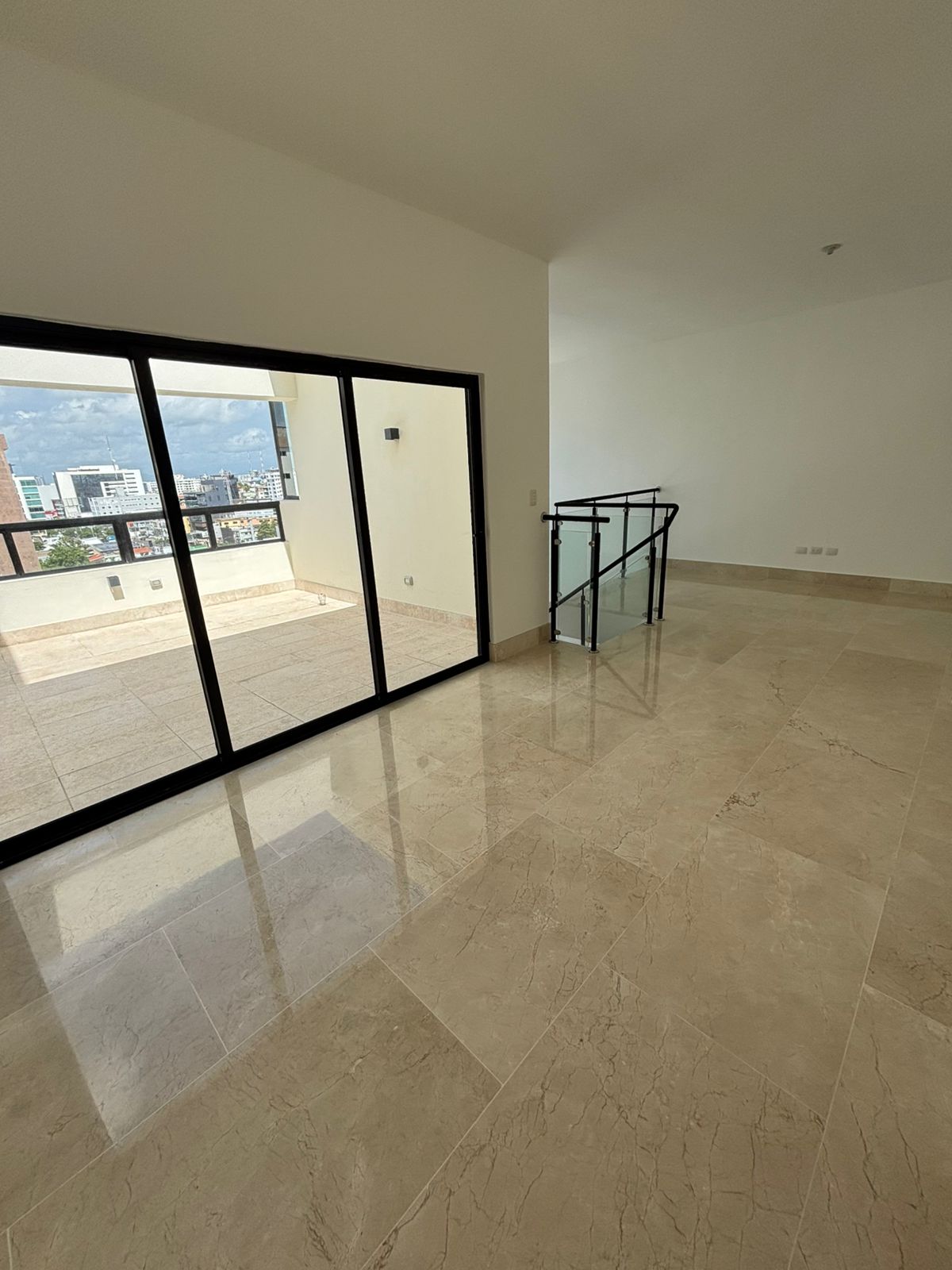 PH en venta en exclusiva zona de Bella Vista Foto 7283627-3.jpg