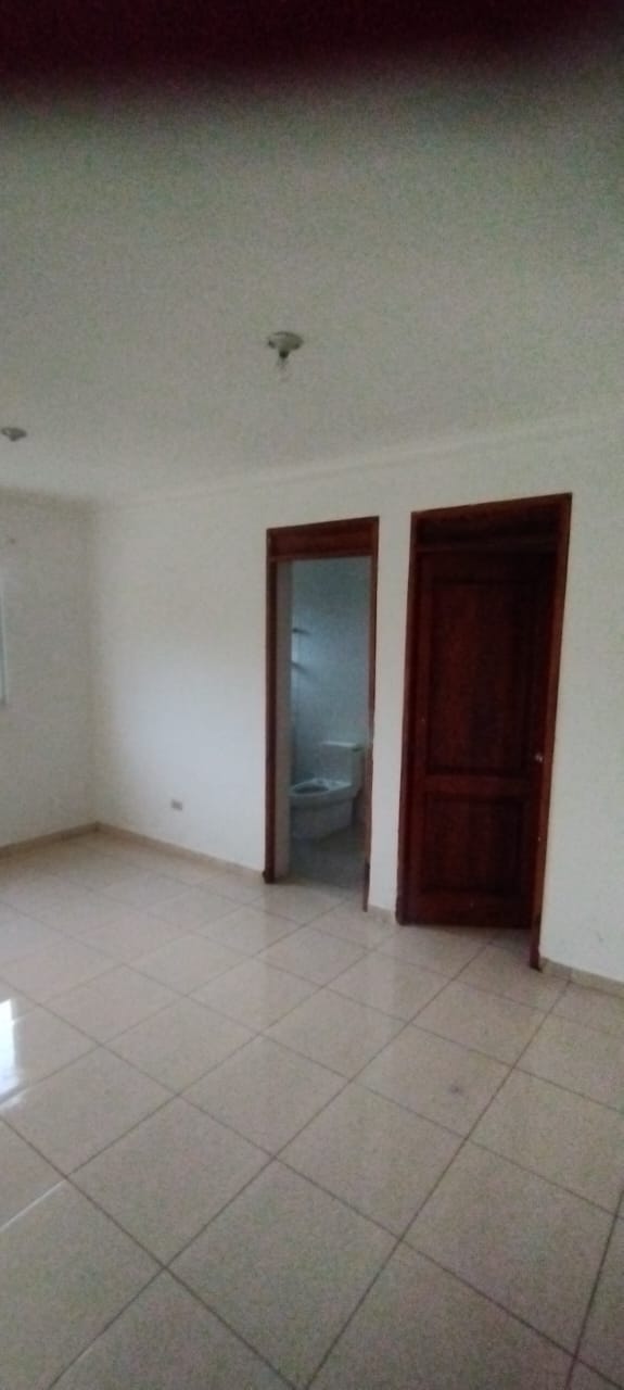 Alquila aparta estudio en el Residencial Santo Domingo Oeste Foto 7283689-2.jpg