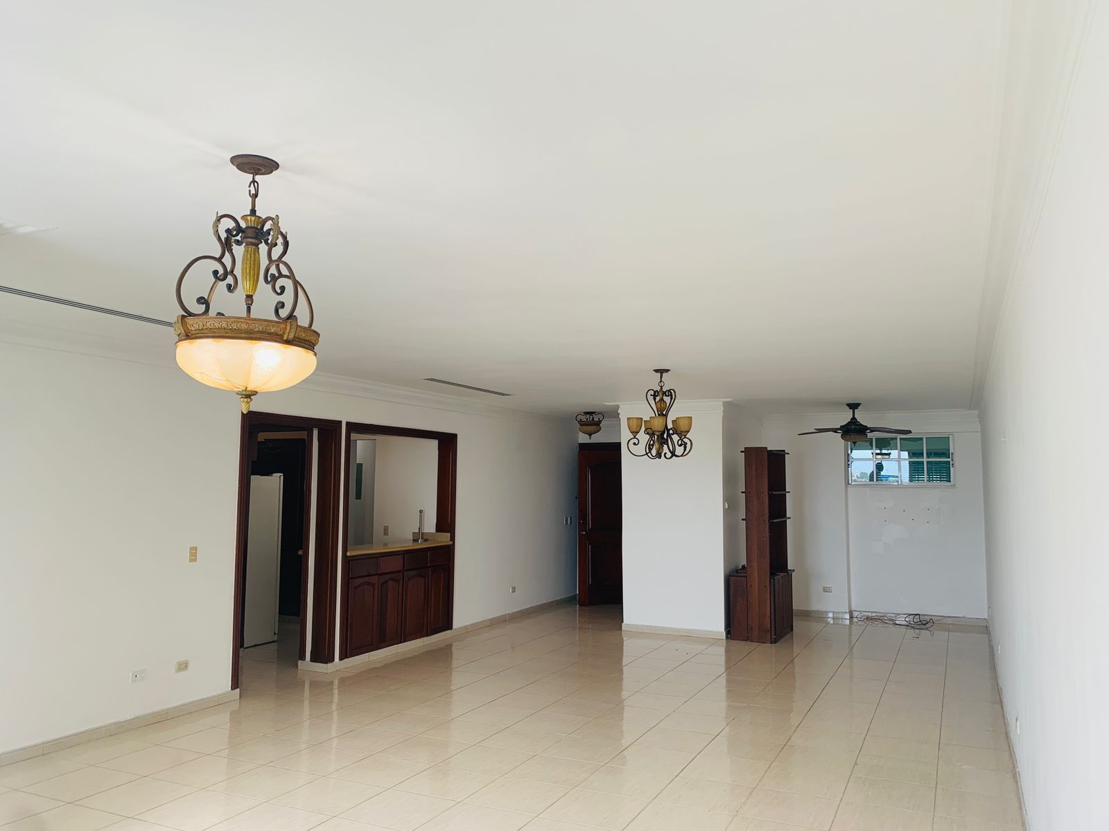 Alquila apartamento 266 mts vista al mar en la torre nogal detrás del  Foto 7283691-4.jpg