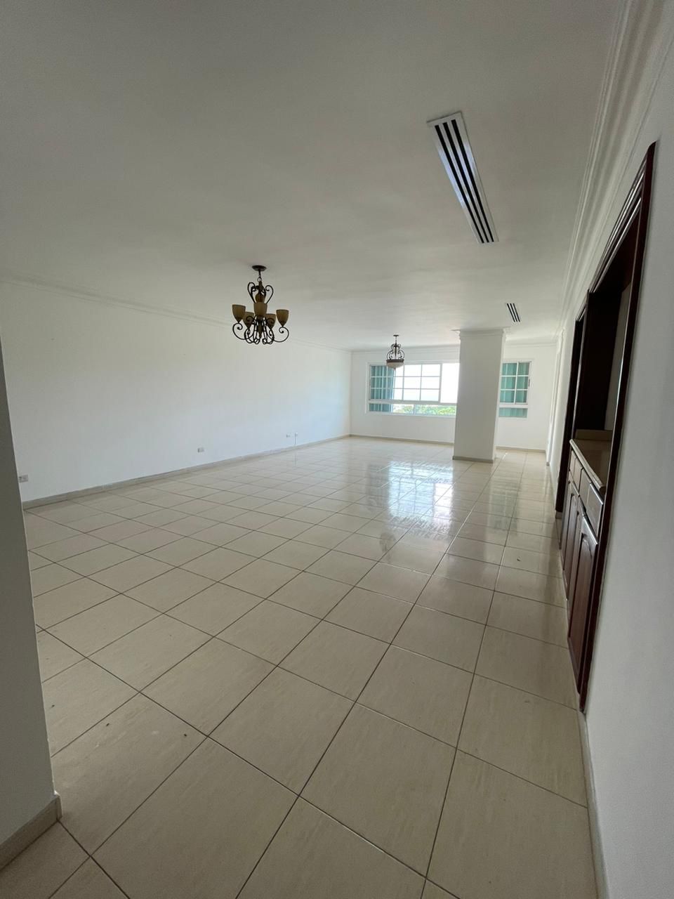 Alquila apartamento 266 mts vista al mar en la torre nogal detrás del  Foto 7283691-5.jpg