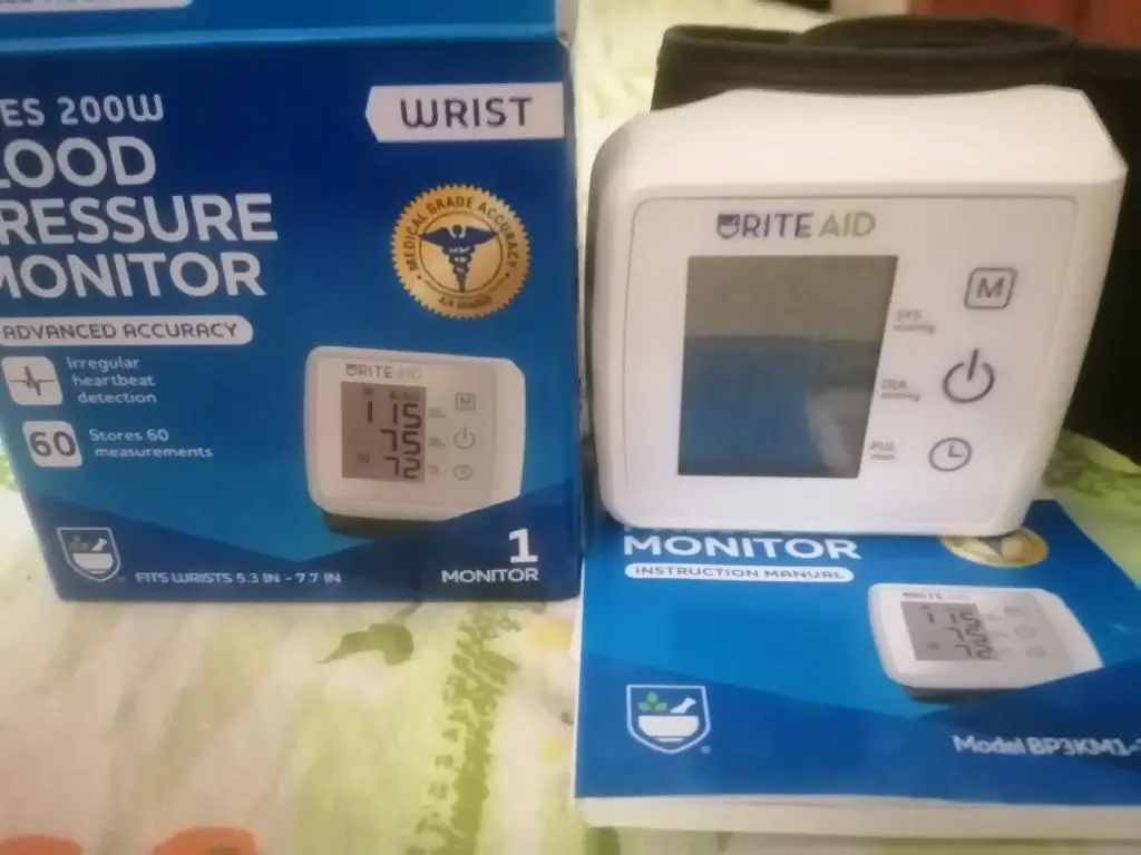  Monitor de presión arterial de muñeca Rite Aid Series 200W  Foto 7283710-2.jpg