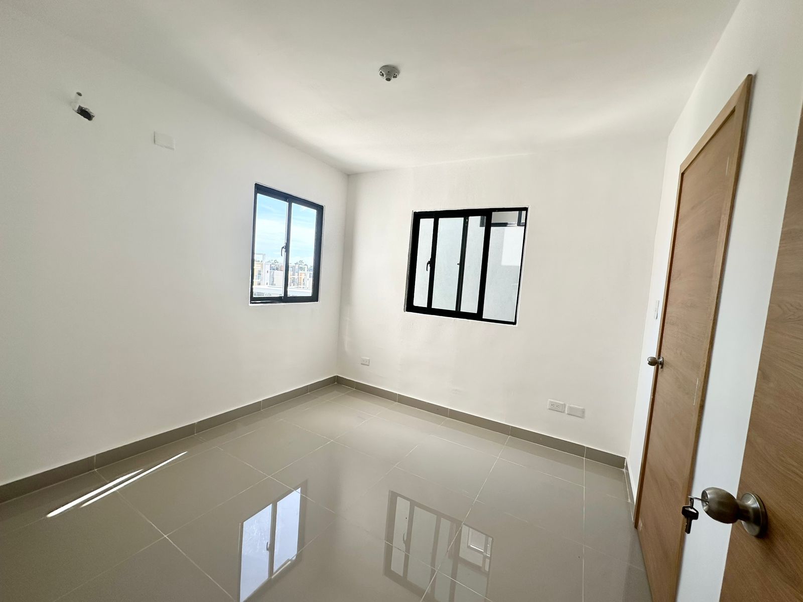 Apartamento de 3 Habitaciones en Venta en Arroyo Hondo detrás de la Em Foto 7283801-2.jpg