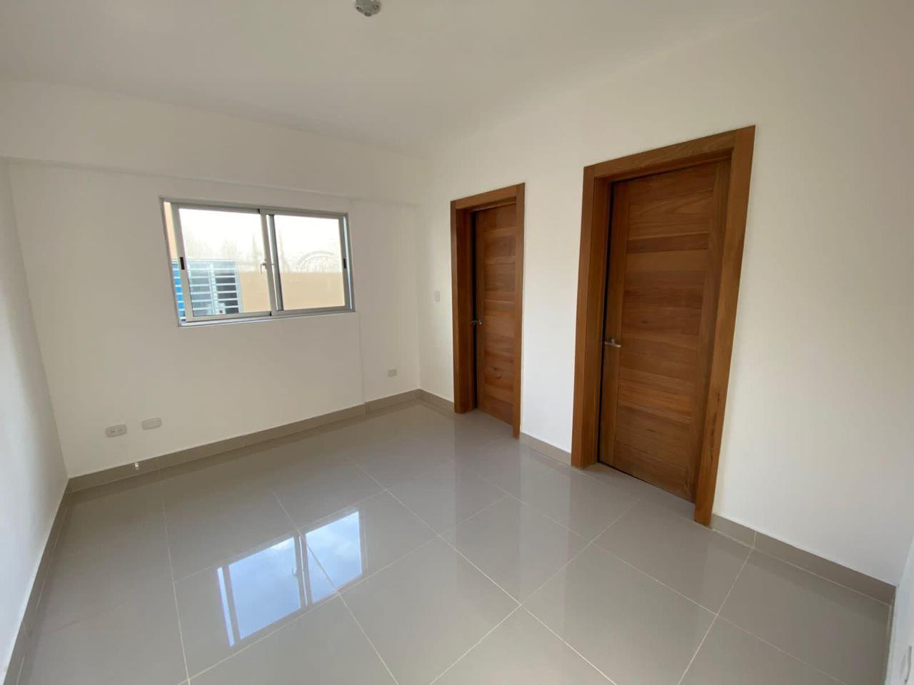 Apartamento de 2 Habitaciones en Venta en la Zona Universitaria.  Foto 7283835-5.jpg