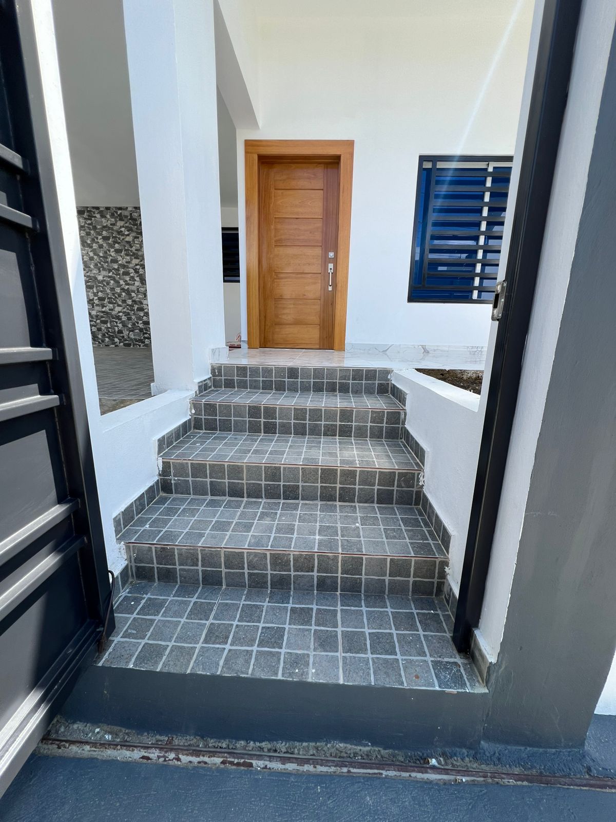 ???? EN VENTA – Casa Próxima a la Zona Franca de Rafey Santiago R.D. Foto 7284026-3.jpg