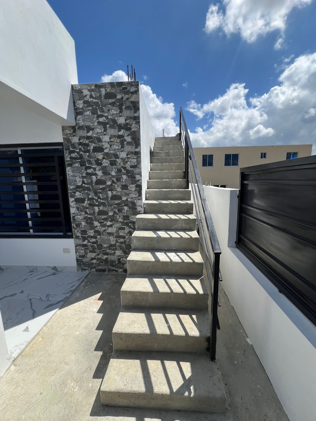 ???? EN VENTA – Casa Próxima a la Zona Franca de Rafey Santiago R.D. Foto 7284026-7.jpg