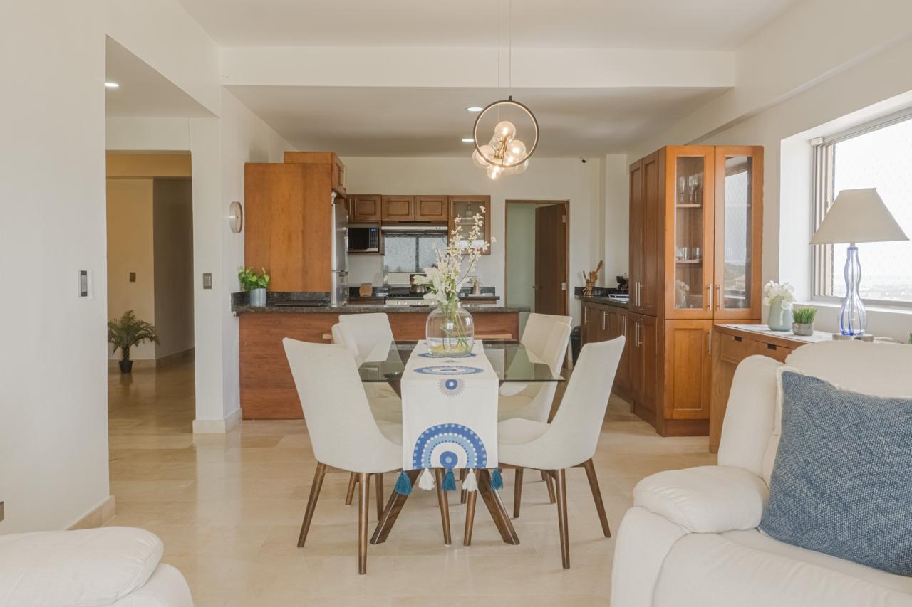 Apartamento Amueblado en La Romana de tres habitaciones Foto 7284376-1.jpg