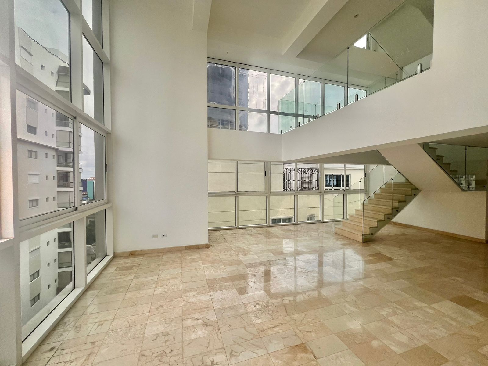 Vendo apartamento Torre TRV en Santo domingo este  Foto 7284659-11.jpg
