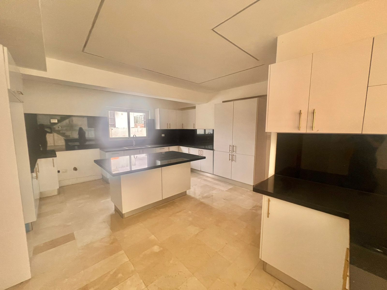 Vendo apartamento Torre TRV en Santo domingo este  Foto 7284659-12.jpg