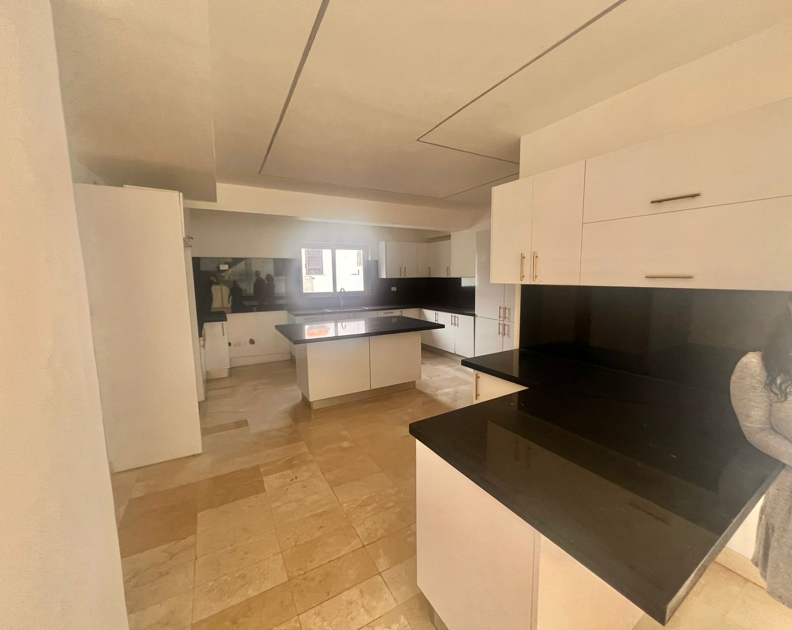 Vendo apartamento Torre TRV en Santo domingo este  Foto 7284659-14.jpg