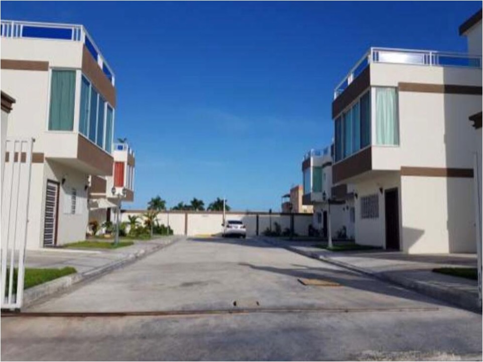 OPORTUNIDAD UNICA CASA 3 NIV. AMUEBLADA  EN BAVARO RES. VILLAS ALTAS B Foto 7284763-2.jpg