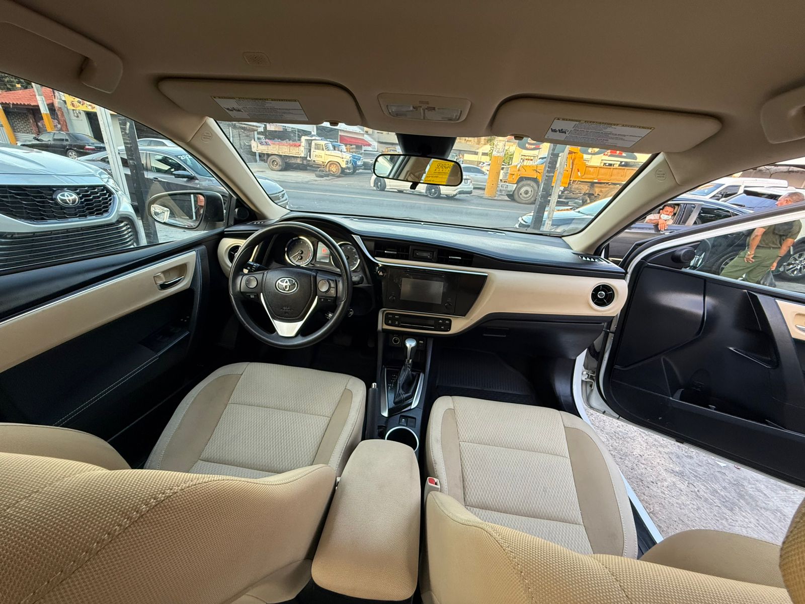 Toyota Corolla LE 2019 Foto 7285072-10.jpg