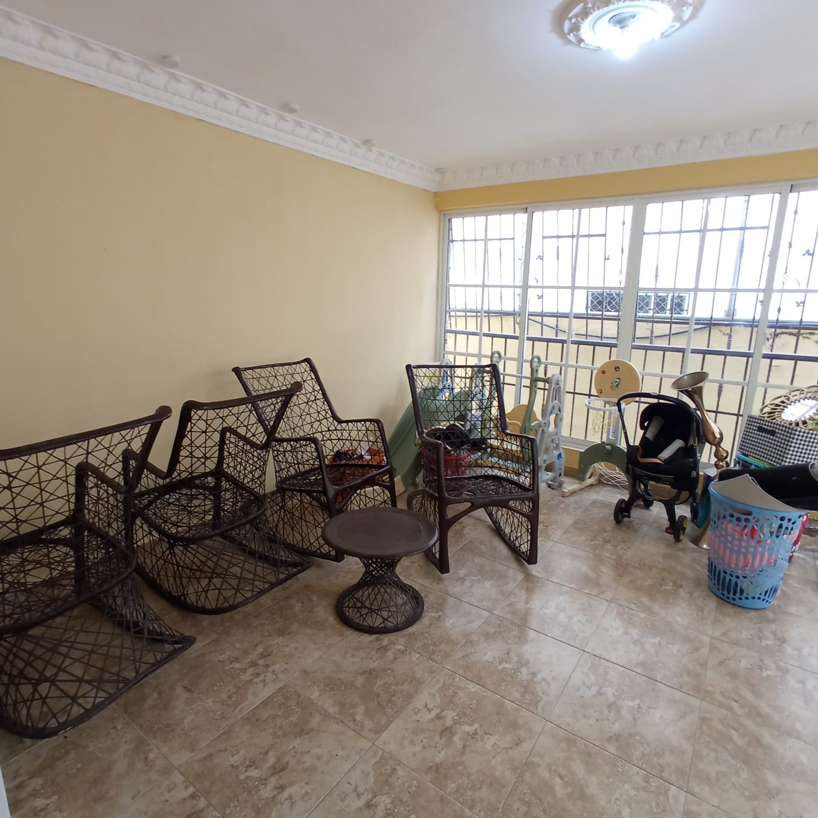 Casa en venta de 3 niveles en la Zona Oriental S.D.E. Foto 7285367-4.jpg