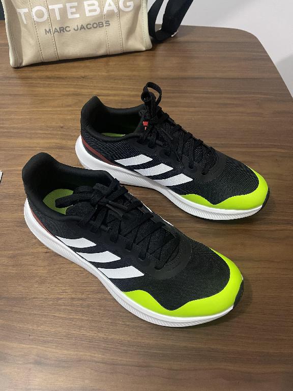 Adidas Tennis Run  Foto 7285503-1.jpg